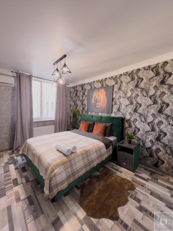 Renthouse Urban Lion Apartment Kischinau