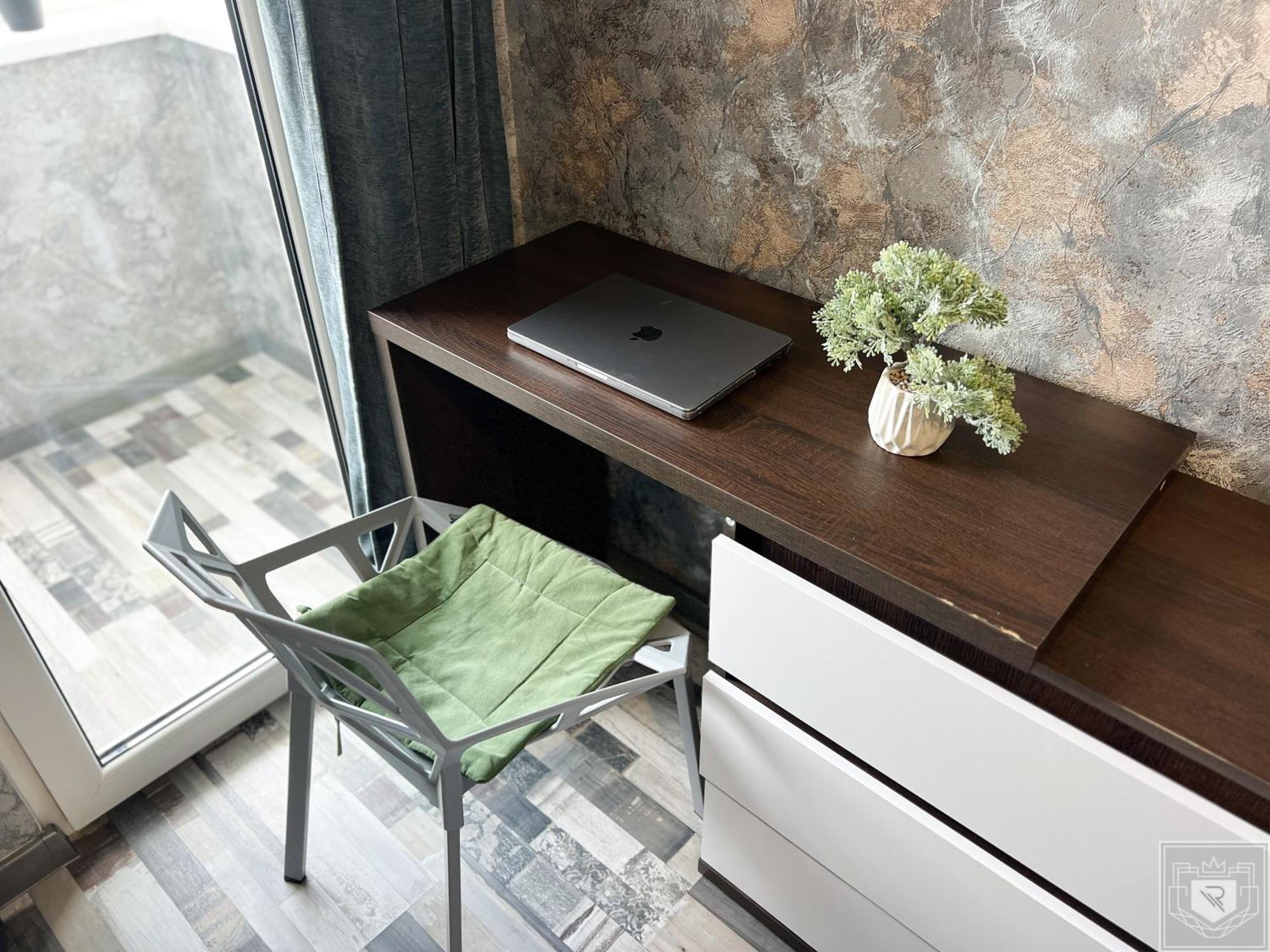 Renthouse Urban Lion Apartment